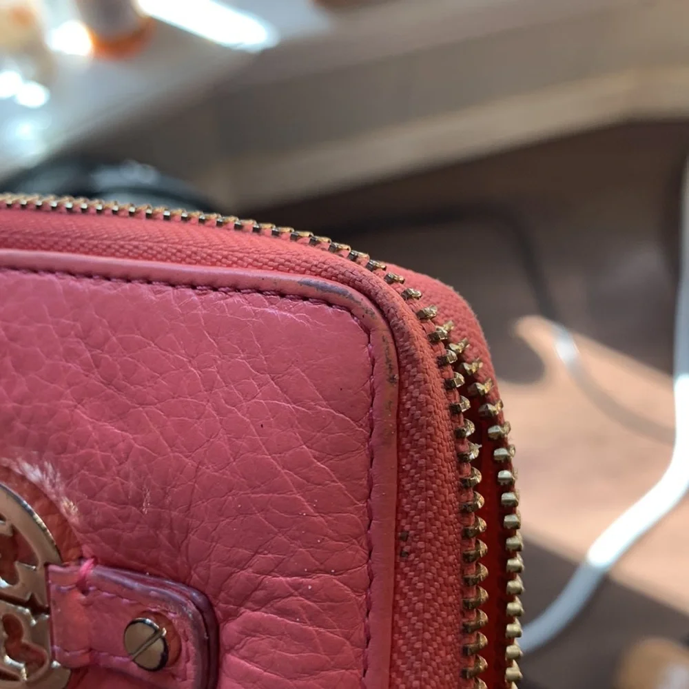 Tory Burch Leather Zip Around Wallet